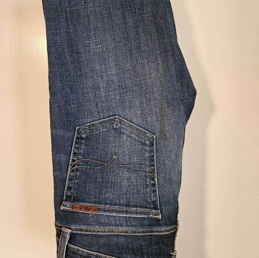 Jeans - Picture 2 of 3